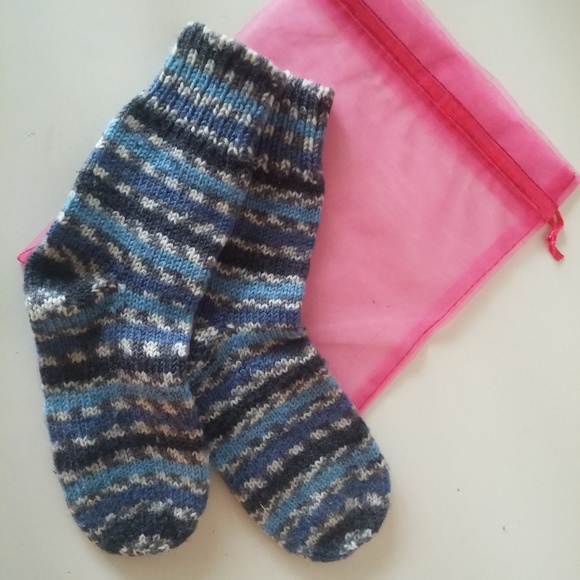 NEW Handmade knitted preemie socks - Picture 2 of 2